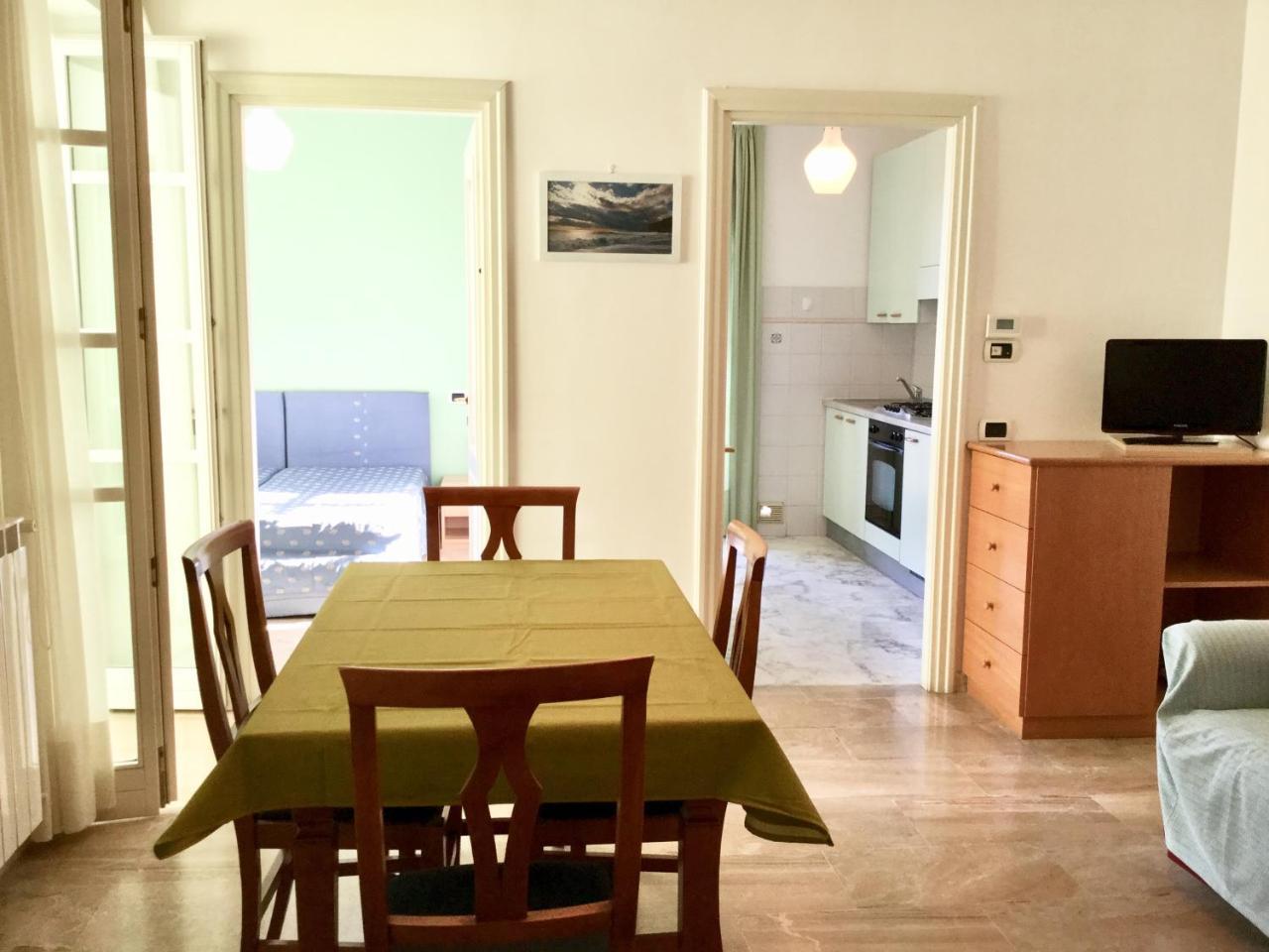 La Villetta Appartamenti Per Vacanze Finale Ligure Luaran gambar