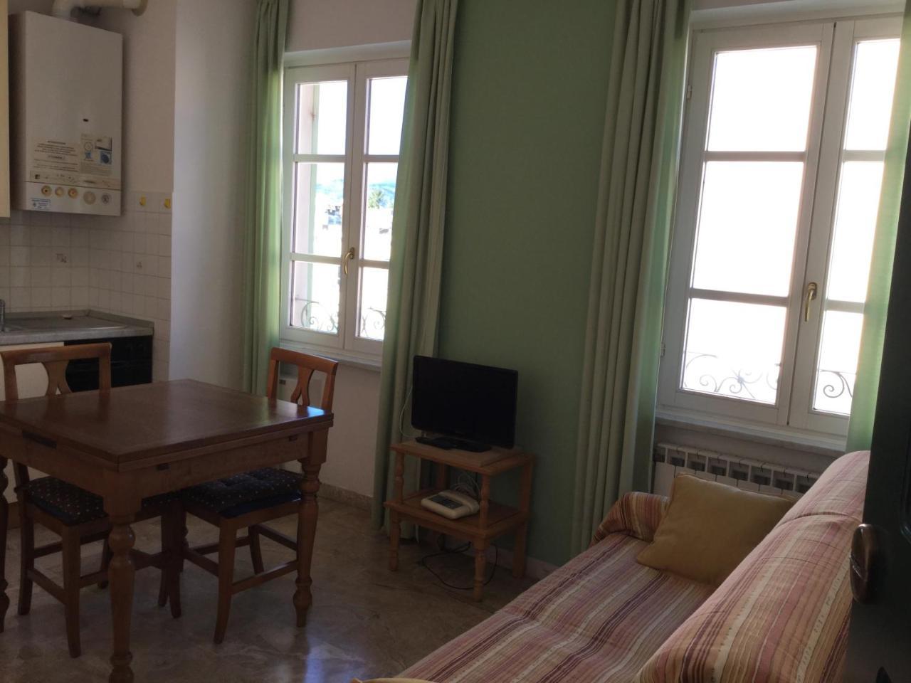 La Villetta Appartamenti Per Vacanze Finale Ligure Luaran gambar